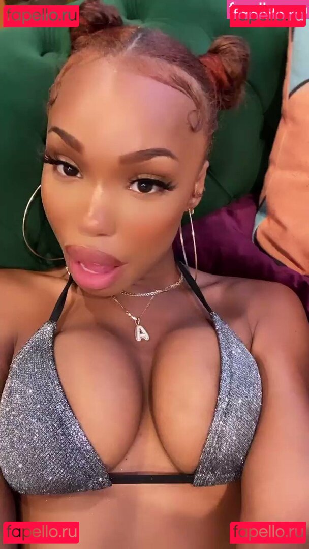 goddesseros Nude Onlyfans Photo 16