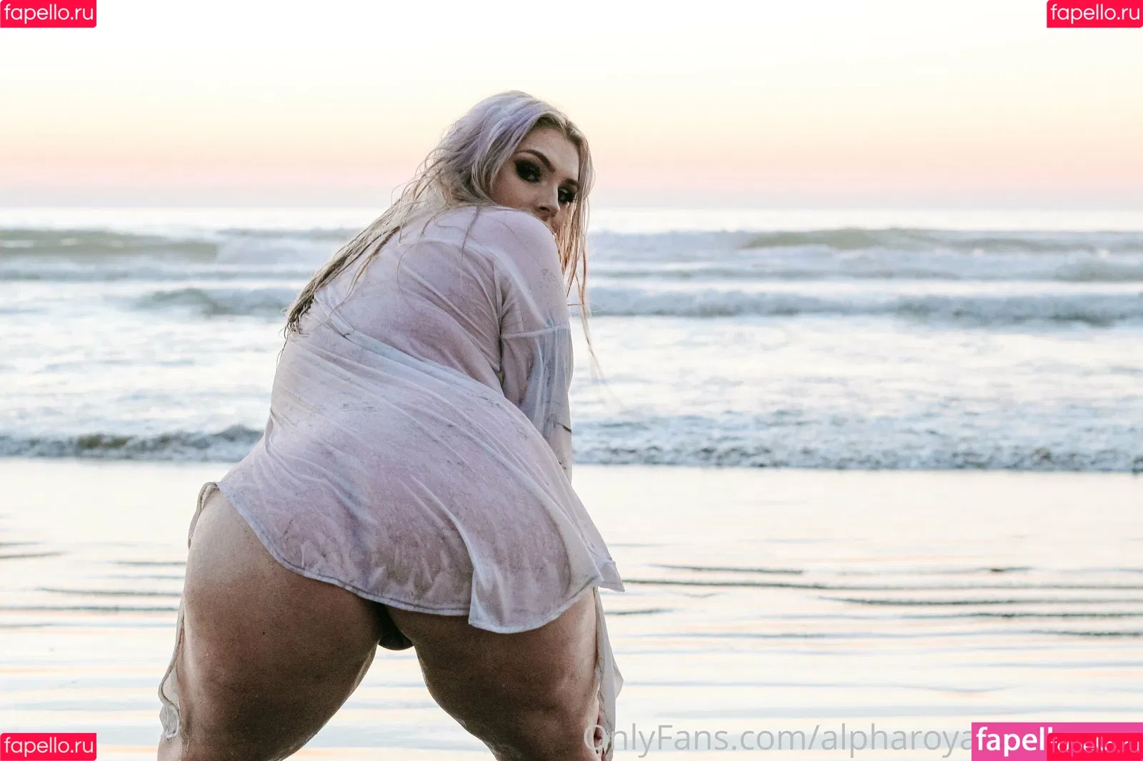 Theroyalthighness Onlyfans Photo Gallery 