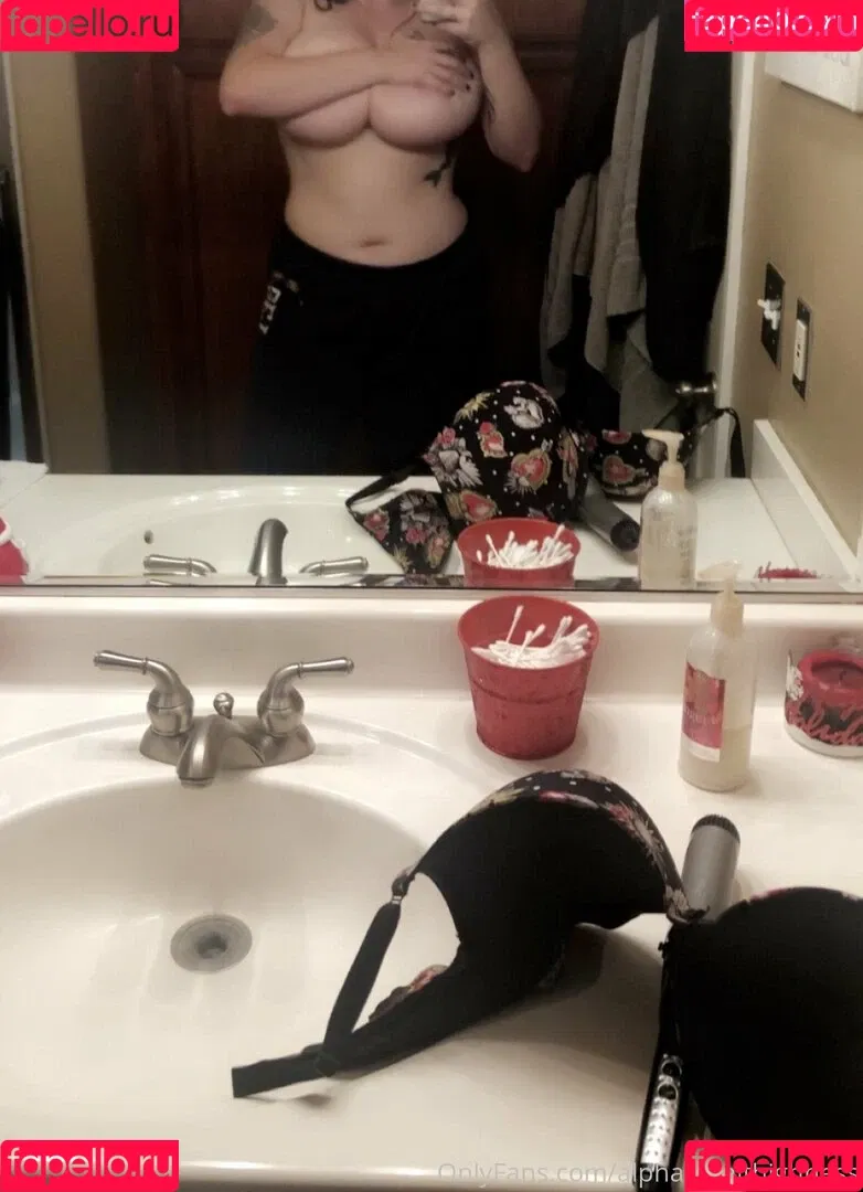 Theroyalthighness Onlyfans Photo Gallery 