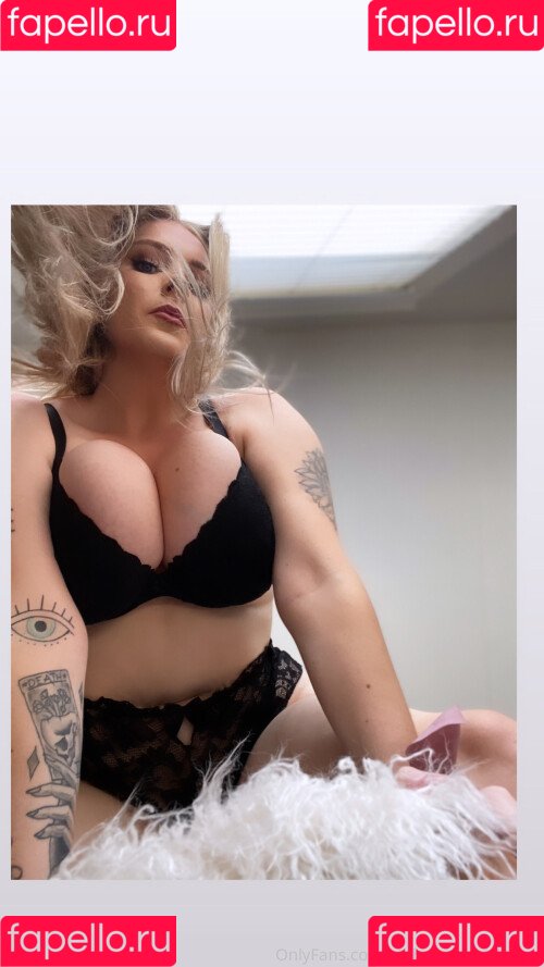 Theroyalthighness Nude Onlyfans Photo 38