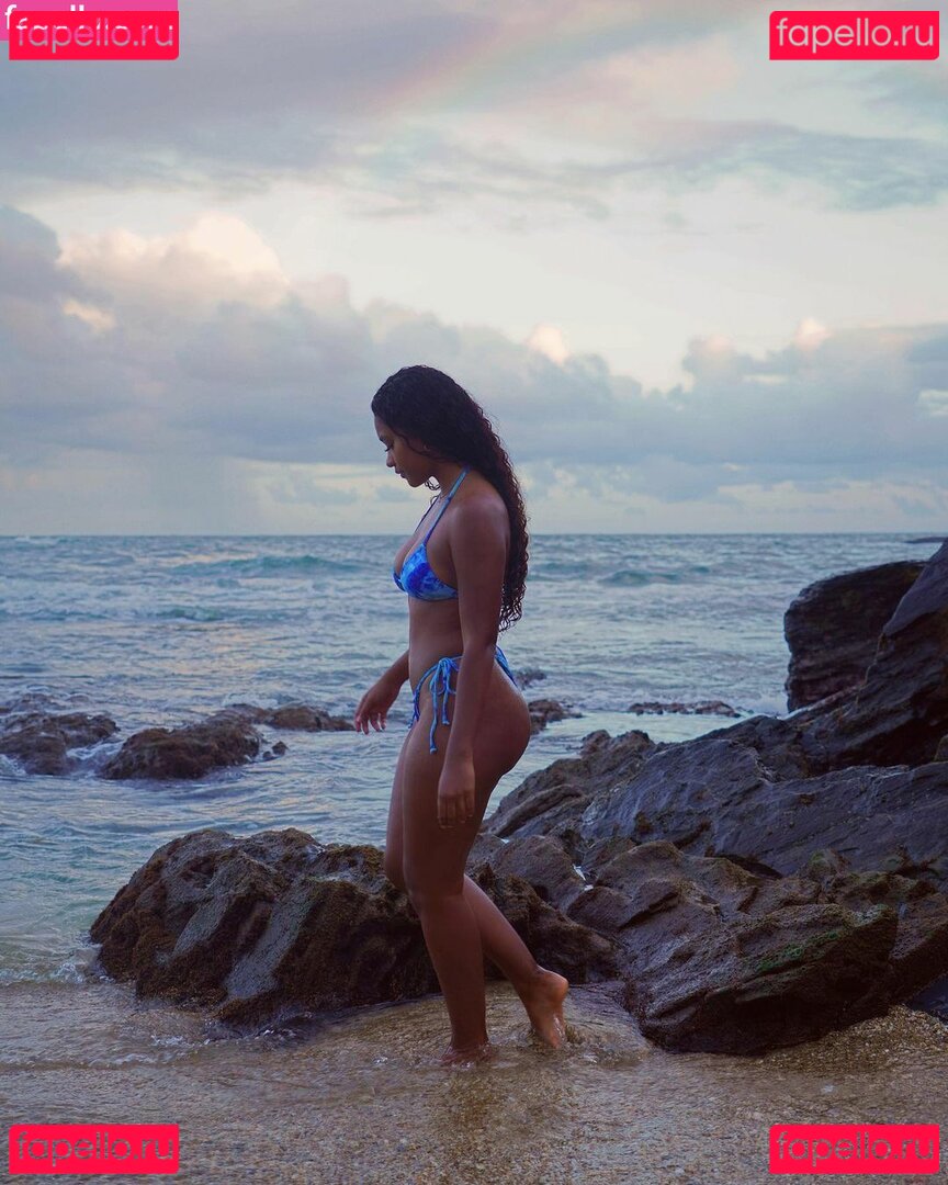 Karolina Achong Nude Onlyfans Photo 25