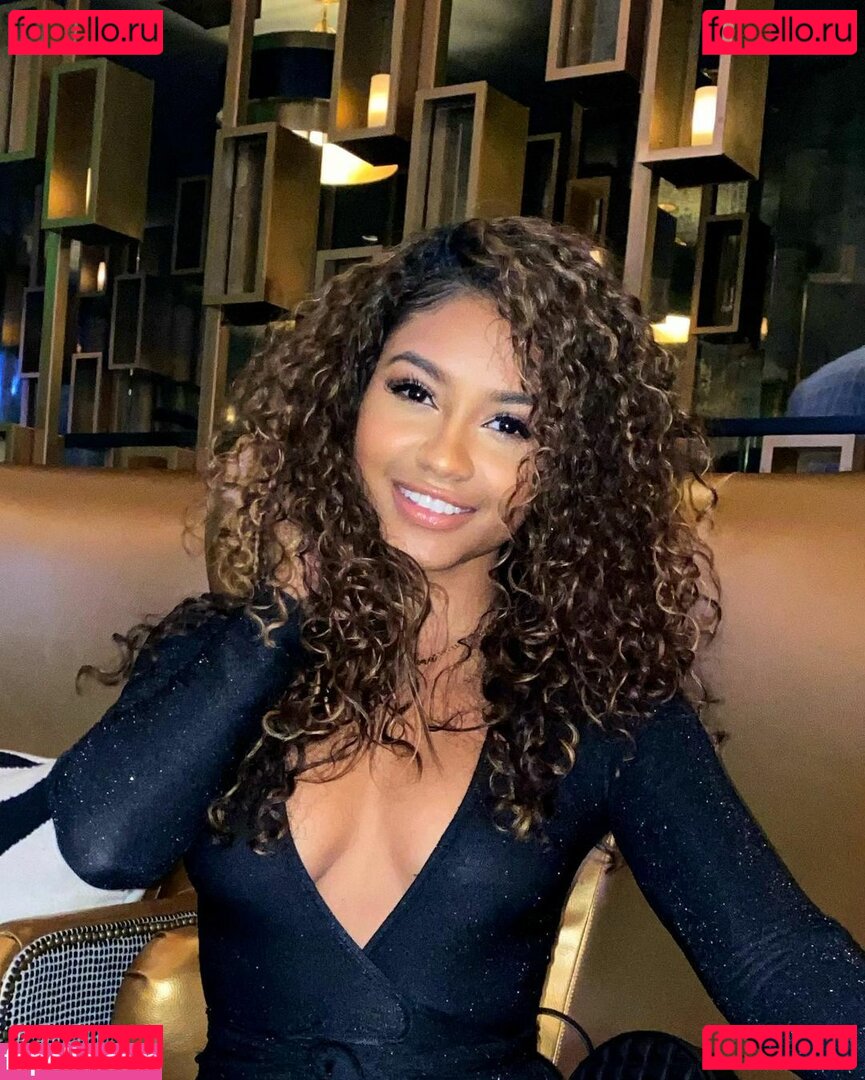 Karolina Achong Nude Onlyfans Photo 12