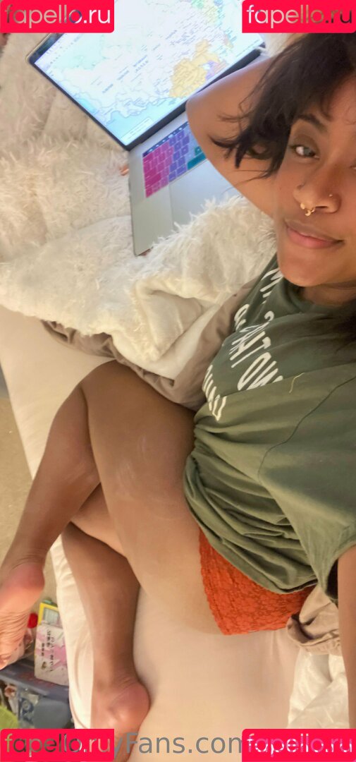 b0nsly Onlyfans Photo Gallery 