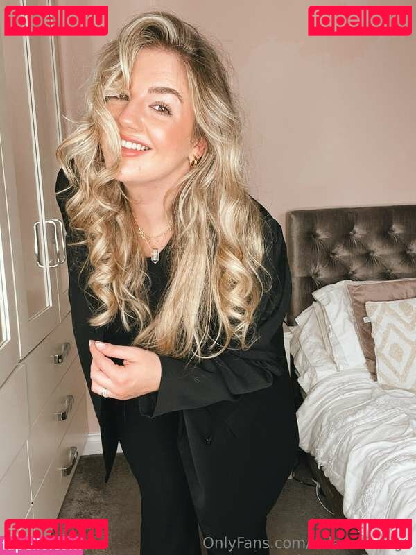 Lauren Edge Nude Onlyfans Photo 46