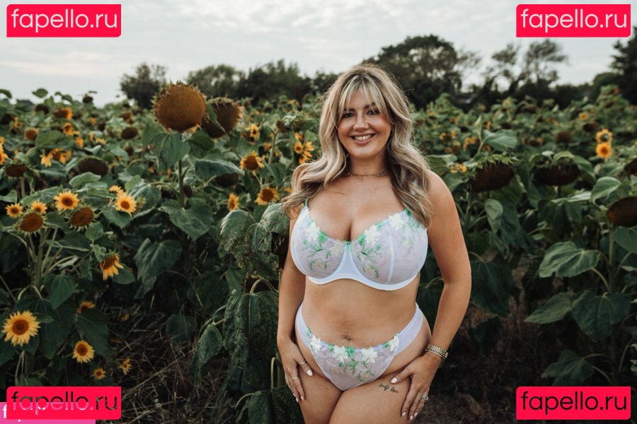 Lauren Edge Nude Onlyfans Photo 21