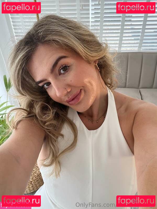 Lauren Edge Nude Onlyfans Photo 13