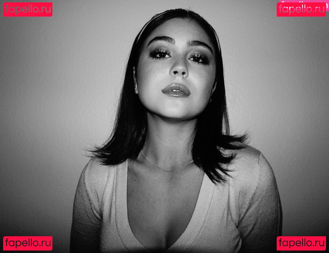 Mika Abdalla Nude Onlyfans Photo 37