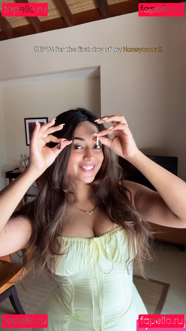 Steffi Cyrill Nude Onlyfans Photo 8