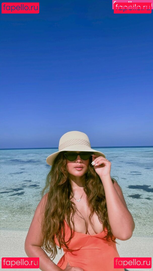 Steffi Cyrill Nude Onlyfans Photo 6