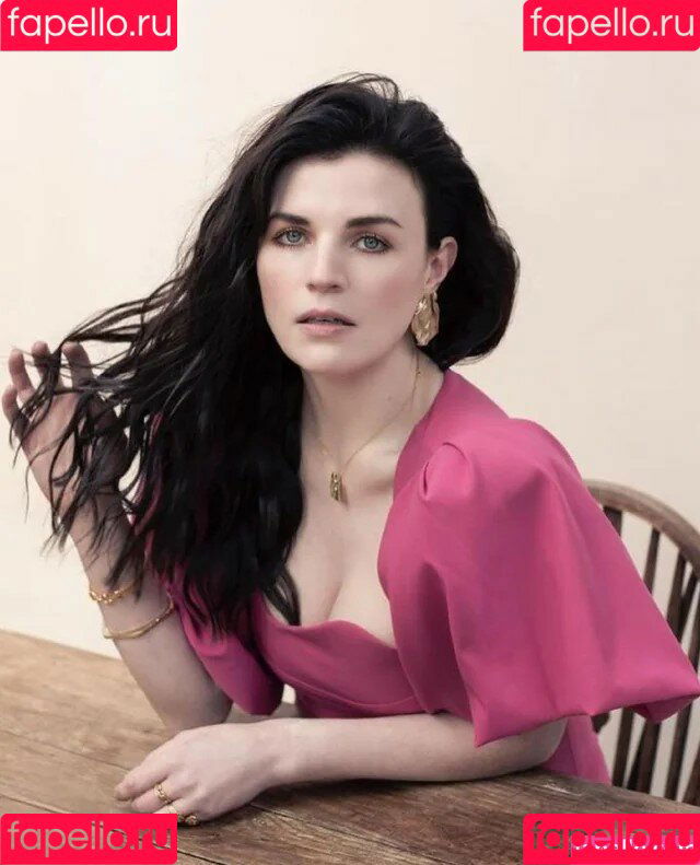Aisling Bea Onlyfans Photo Gallery 