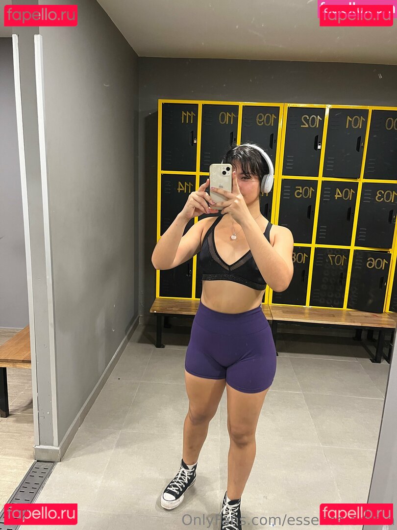 essence.emma Nude Onlyfans Photo 24