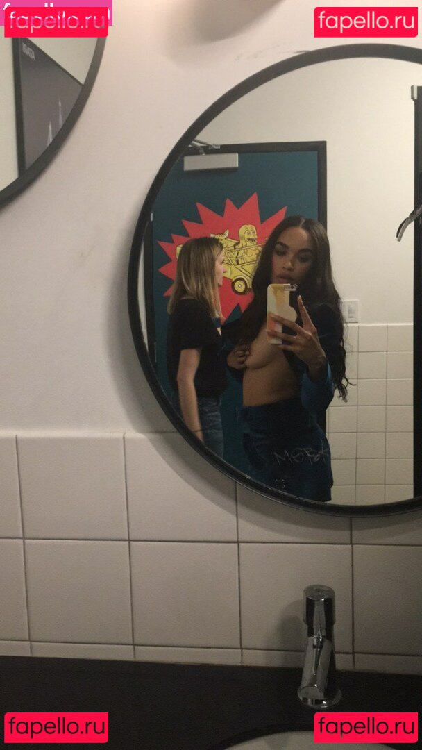 Cleopatra Coleman Nude Onlyfans Photo 50