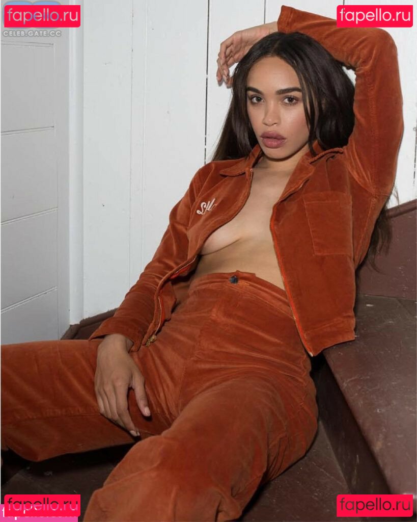 Cleopatra Coleman Nude Onlyfans Photo 4