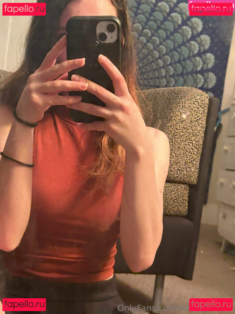 roselinaaaaa Nude Onlyfans Photo 14