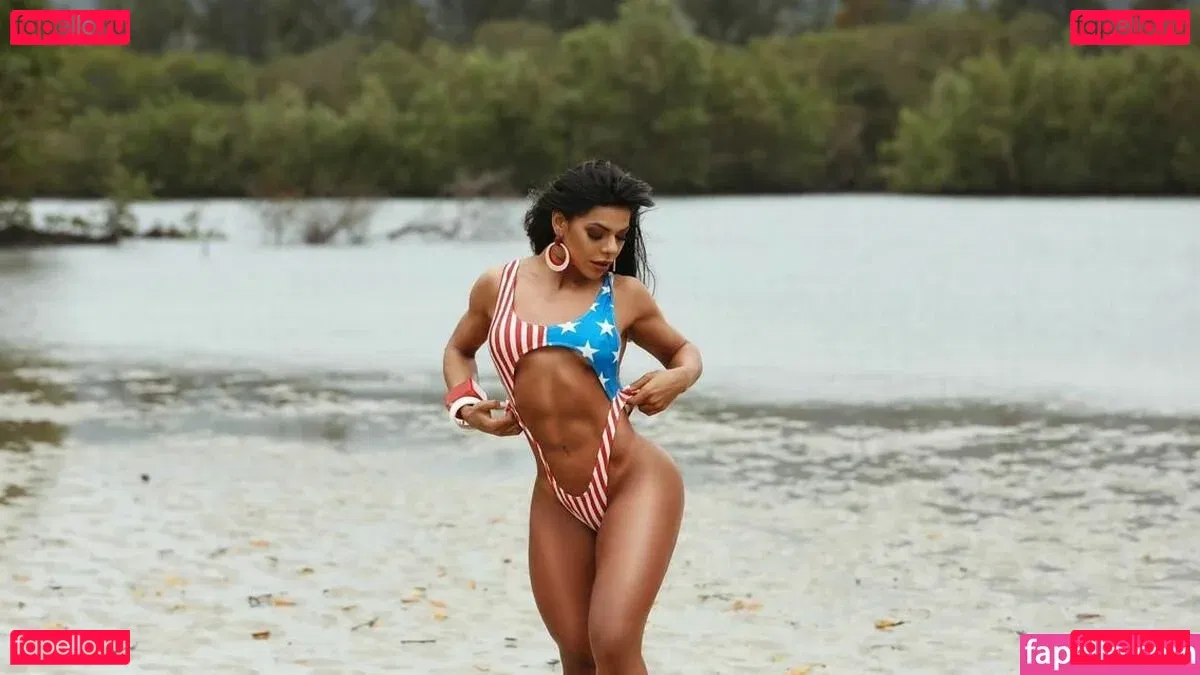 Suzy Cortez Onlyfans Photo Gallery 