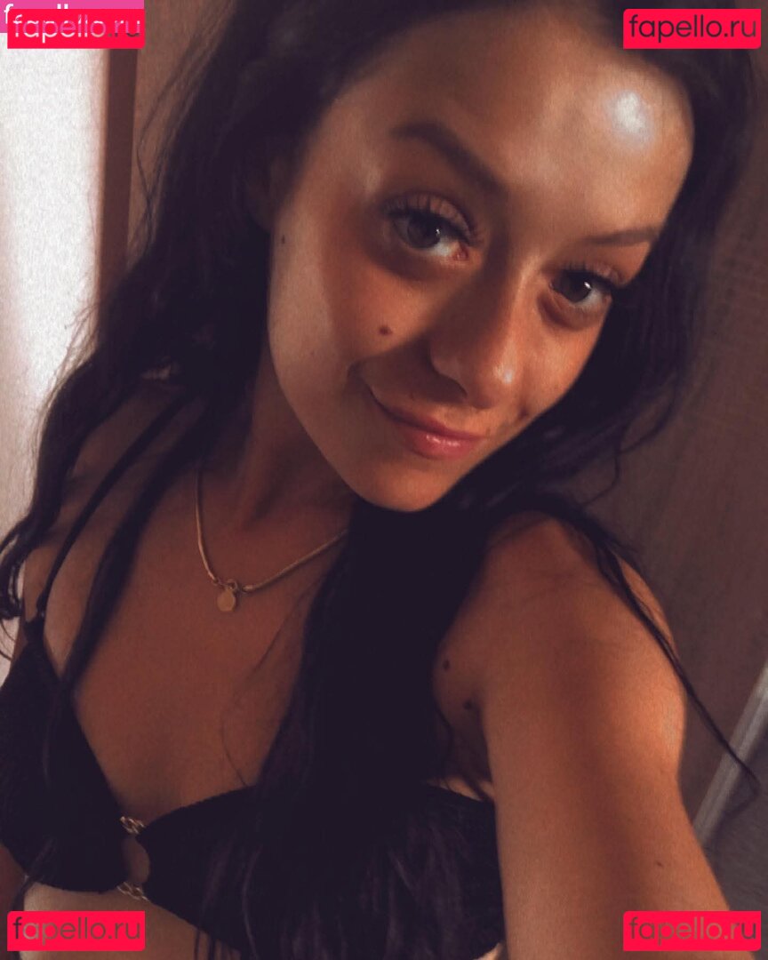 Lauren Riosa Nude Onlyfans Photo 28