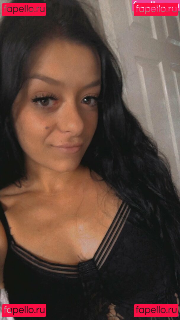 Lauren Riosa Nude Onlyfans Photo 25