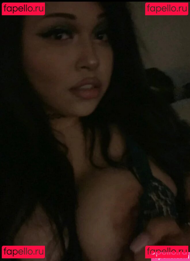 wachamarie Nude Onlyfans Photo 22