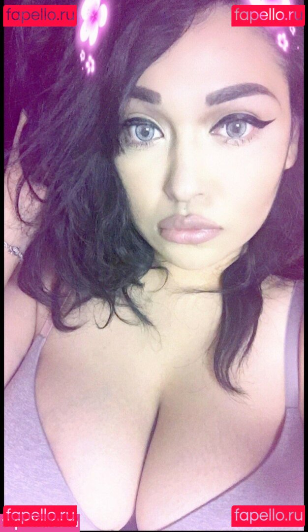 wachamarie Nude Onlyfans Photo 6