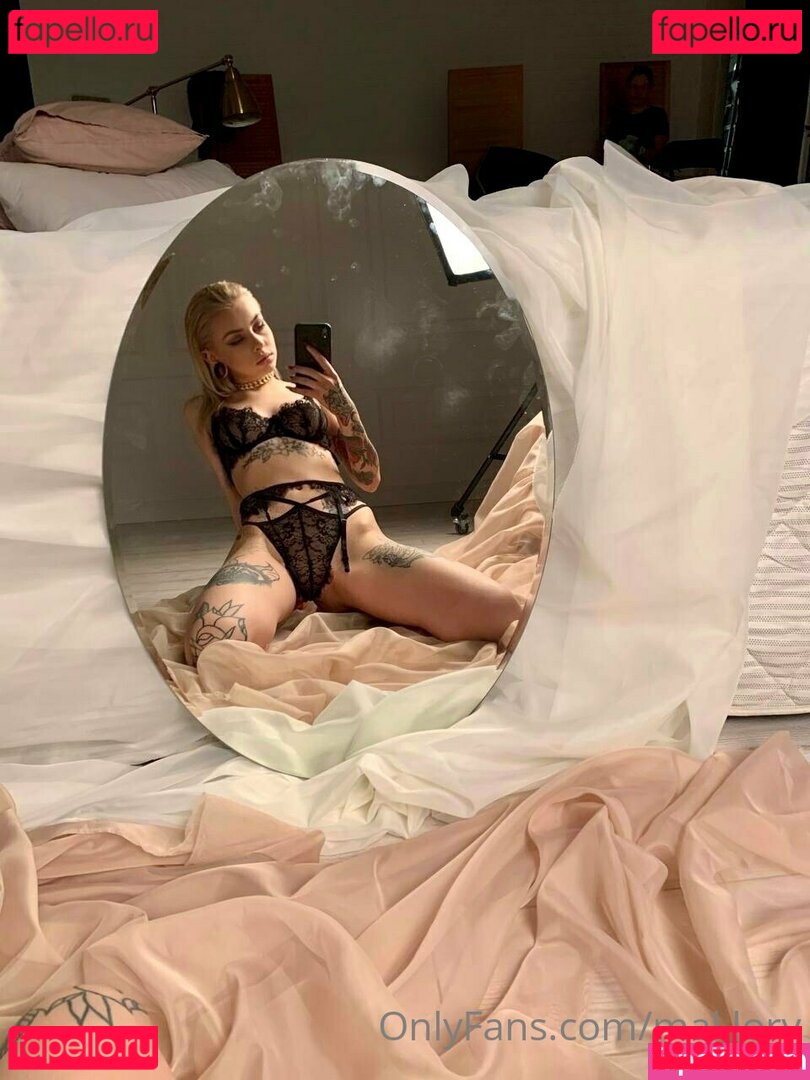 mal.lory Nude Onlyfans Photo 24