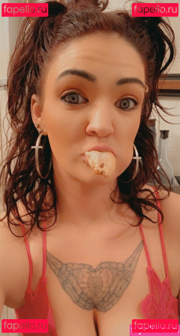 eatkake Nude Onlyfans Photo 45