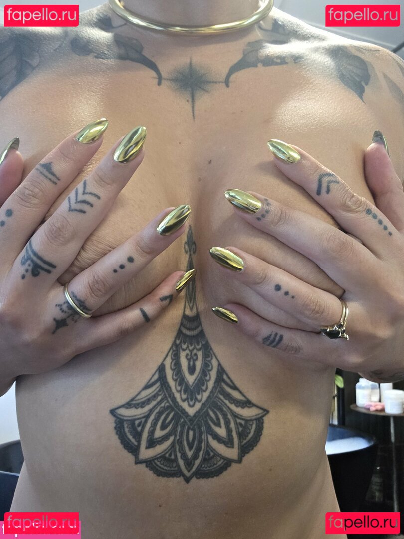 RopeyLupa Nude Onlyfans Photo 12