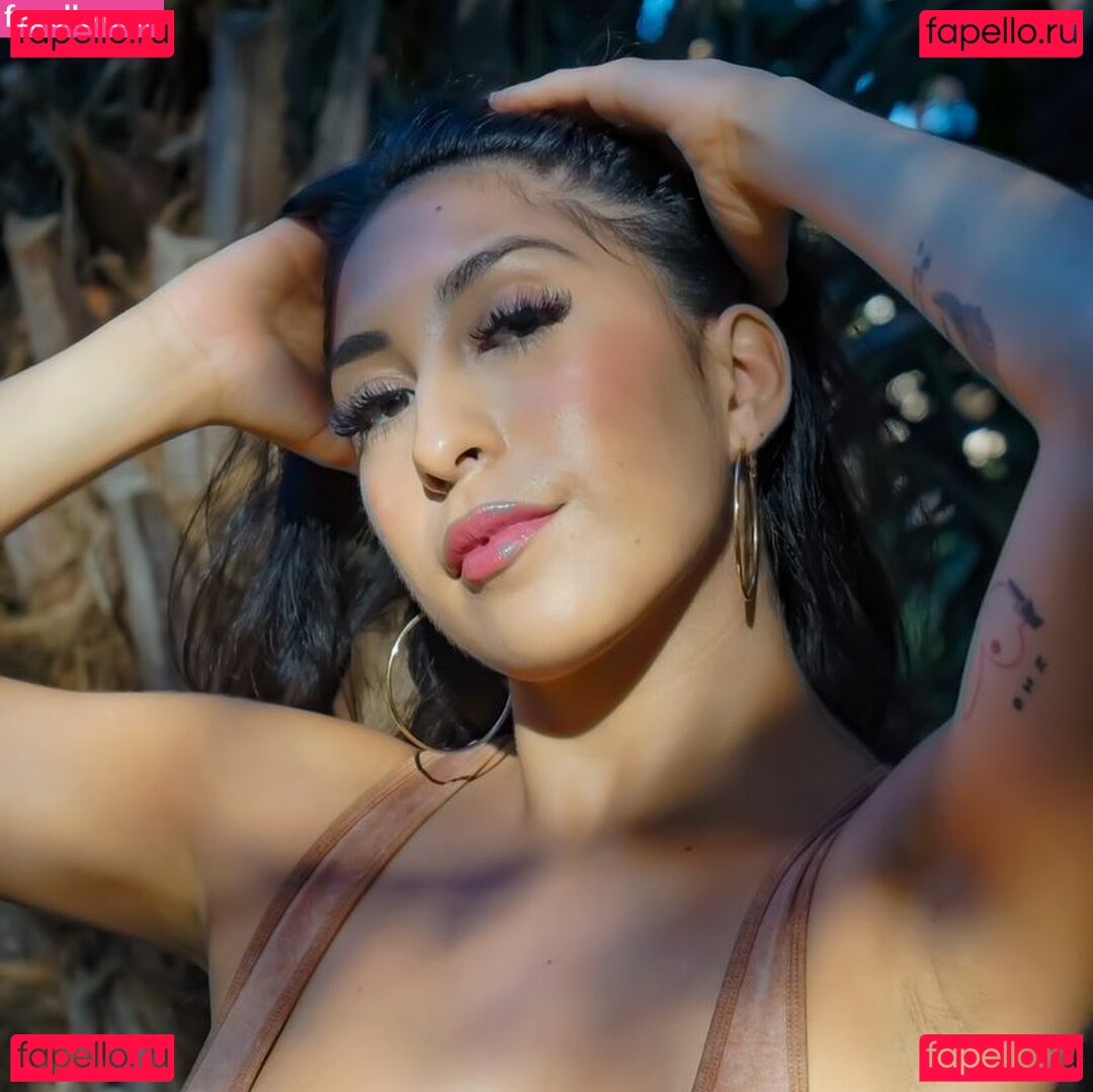 Peachyy Gemini Nude Onlyfans Photo 24