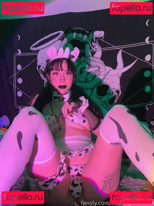 MistressGraves Nude Onlyfans Photo 17