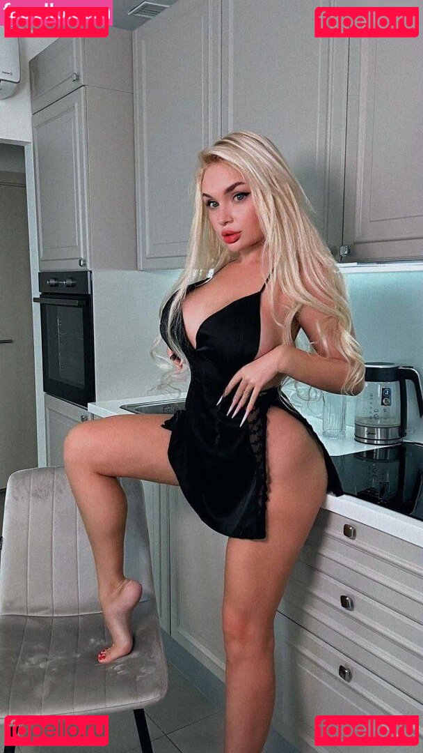 Arina Slugina Nude Onlyfans Photo 22