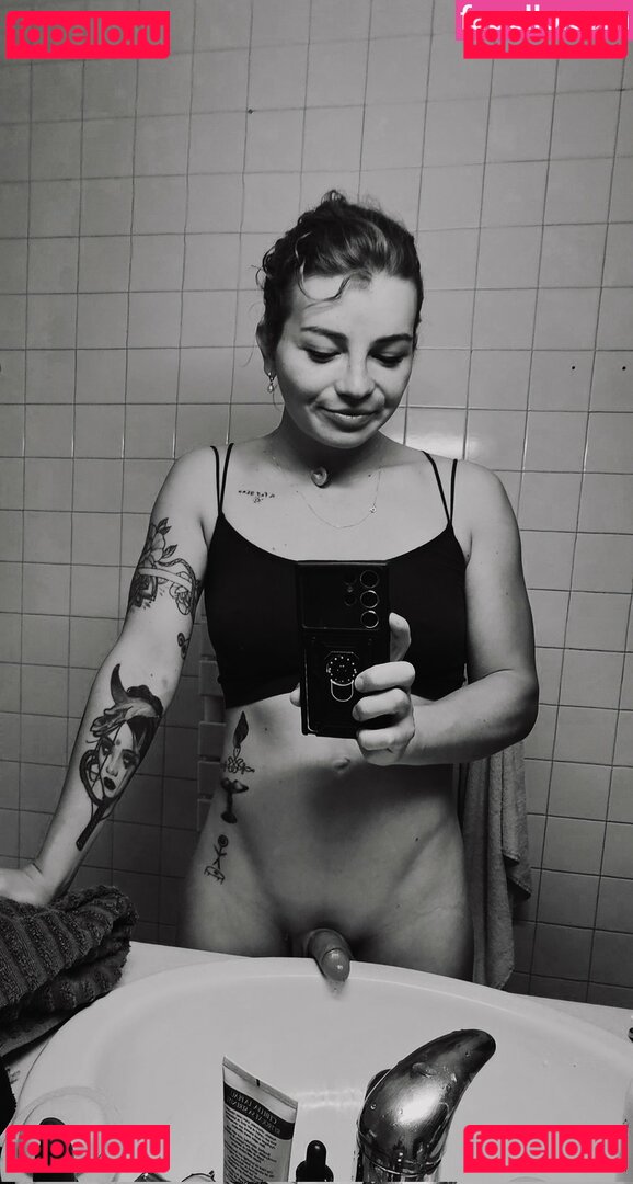 Emma Vai Nude Onlyfans Photo 8
