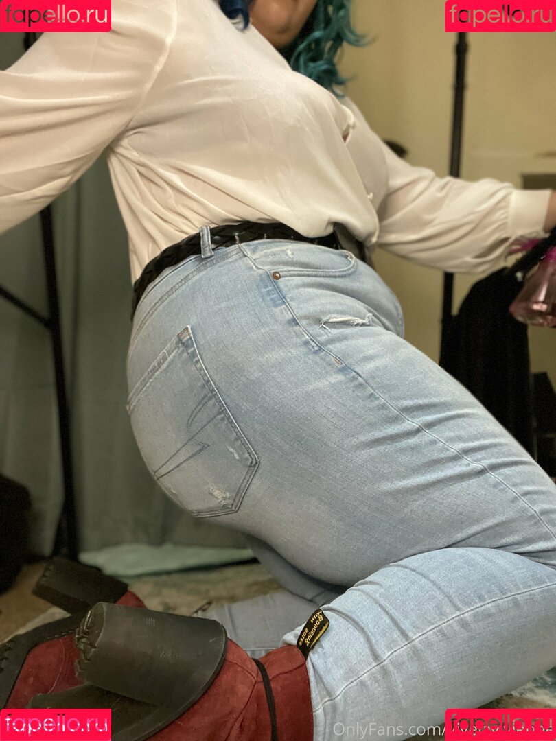 vivelavivienne Onlyfans Photo Gallery 