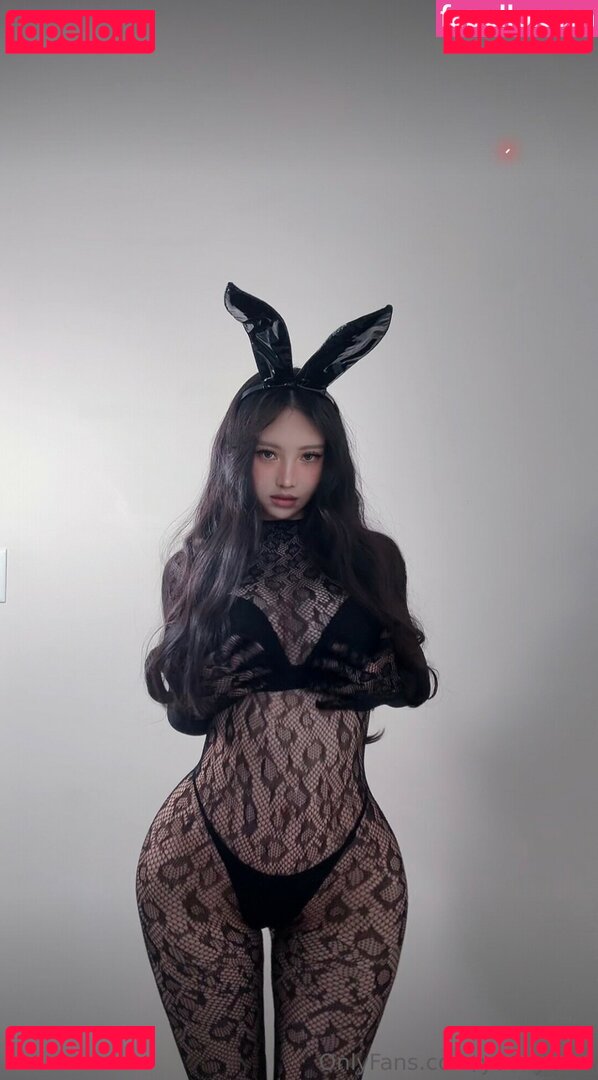 Yoonyland Nude Onlyfans Photo 4