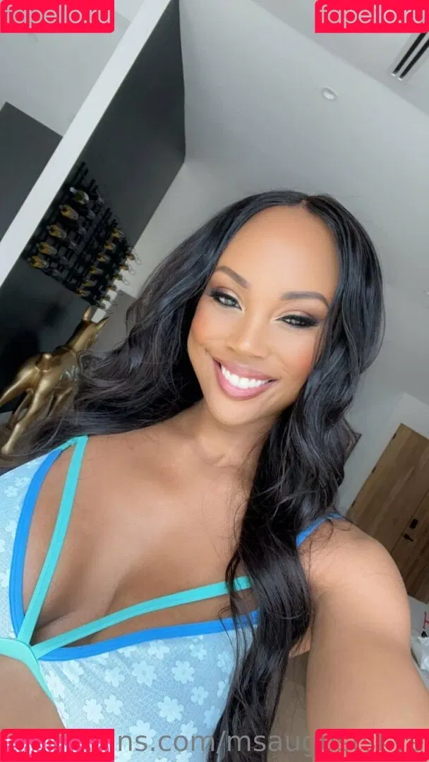 msaugustskye Onlyfans Photo Gallery 
