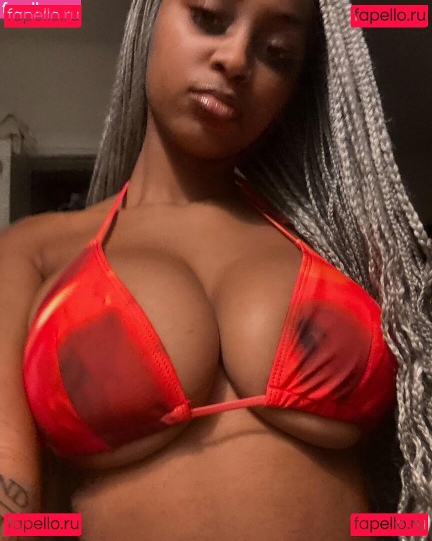 Alicia Adams Nude Onlyfans Photo 23