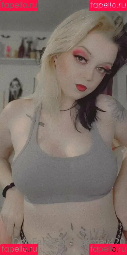 raemay420 Onlyfans Photo Gallery 