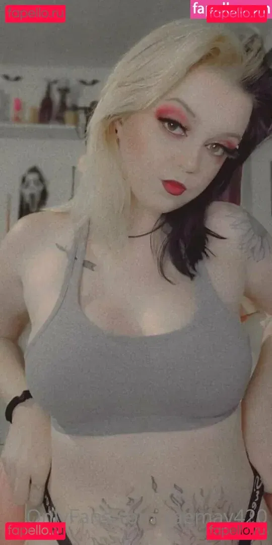 raemay420 Onlyfans Photo Gallery 