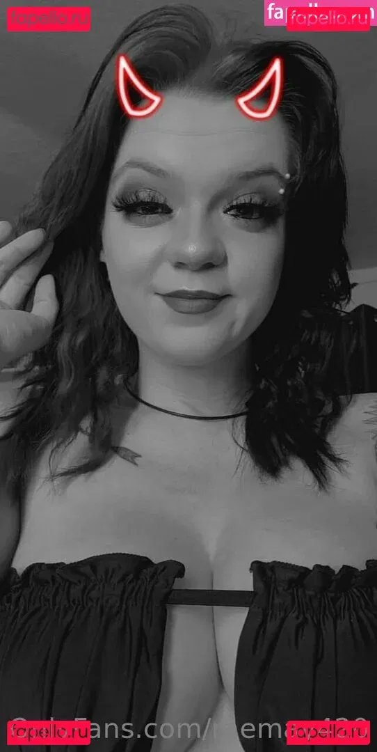 raemay420 Onlyfans Photo Gallery 