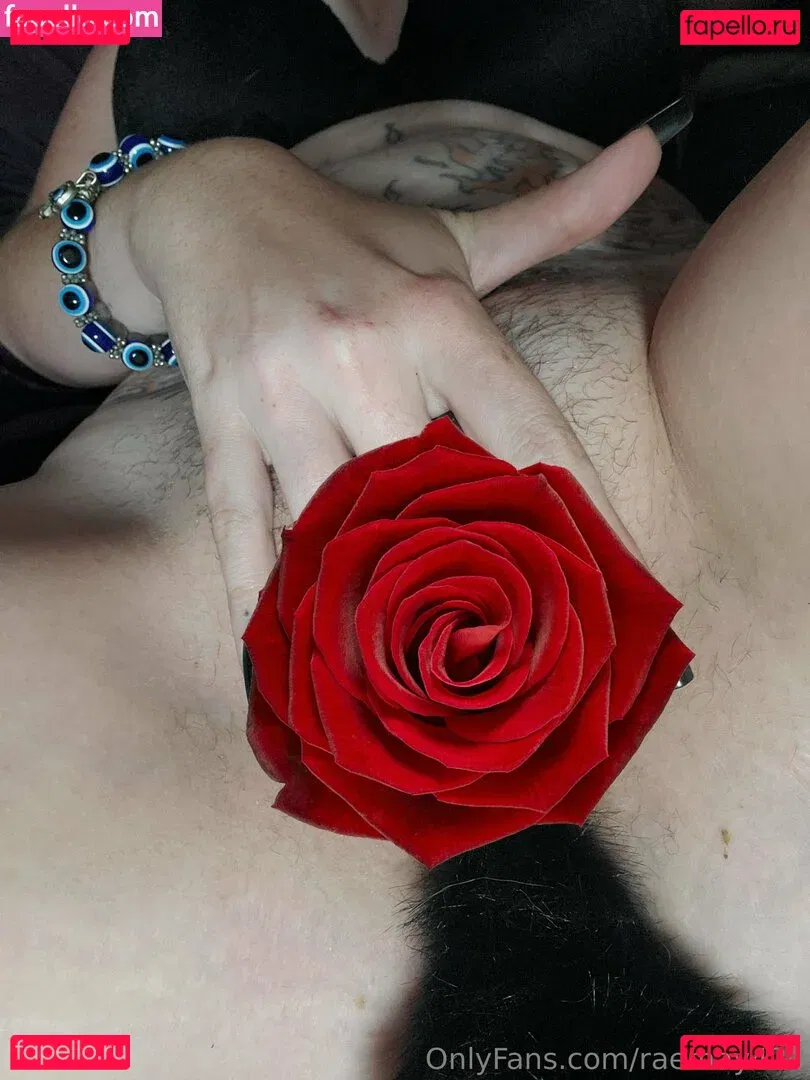 raemay420 Onlyfans Photo Gallery 