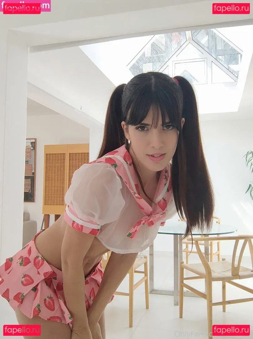 Leni Doll Onlyfans Photo Gallery 