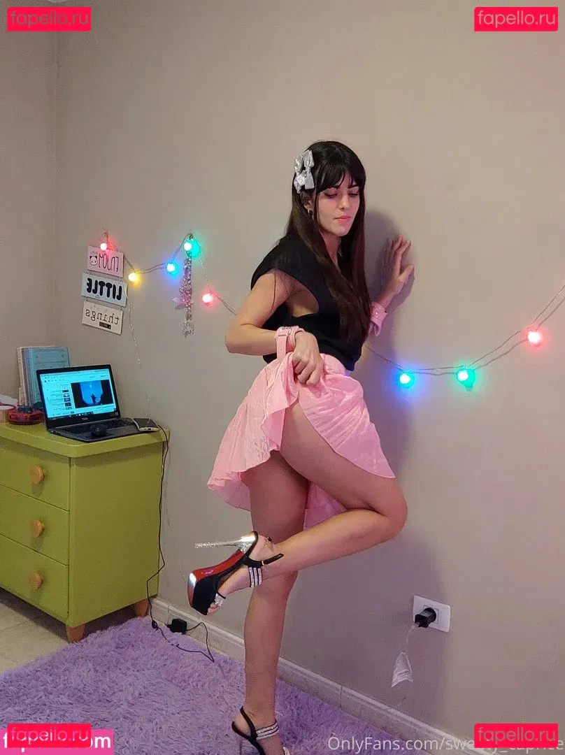 Leni Doll Onlyfans Photo Gallery 