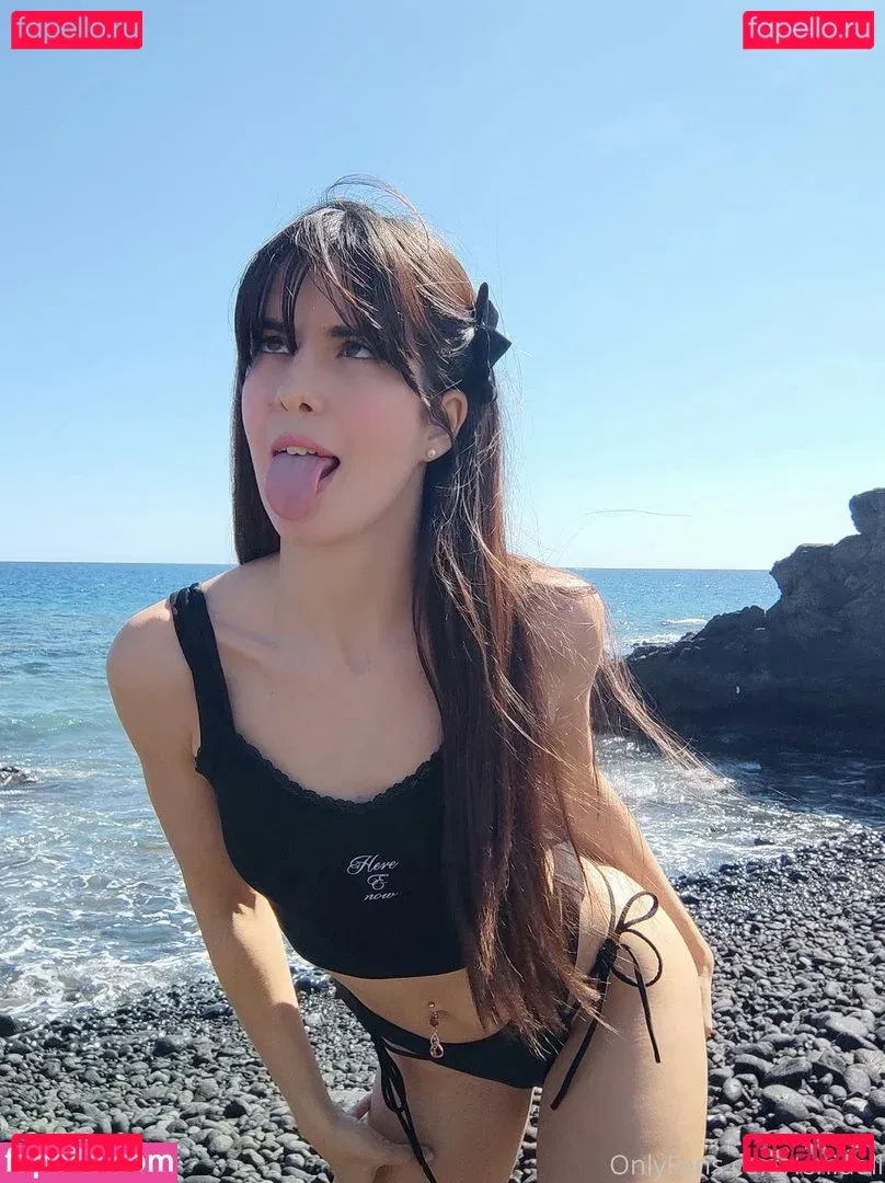 Leni Doll Onlyfans Photo Gallery 