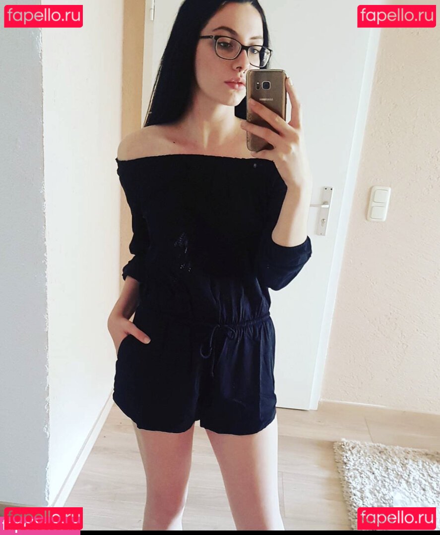 Wer kennt sie? Nude Onlyfans Photo 26
