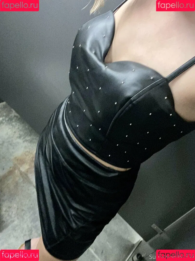 clever.belle5 Onlyfans Photo Gallery 