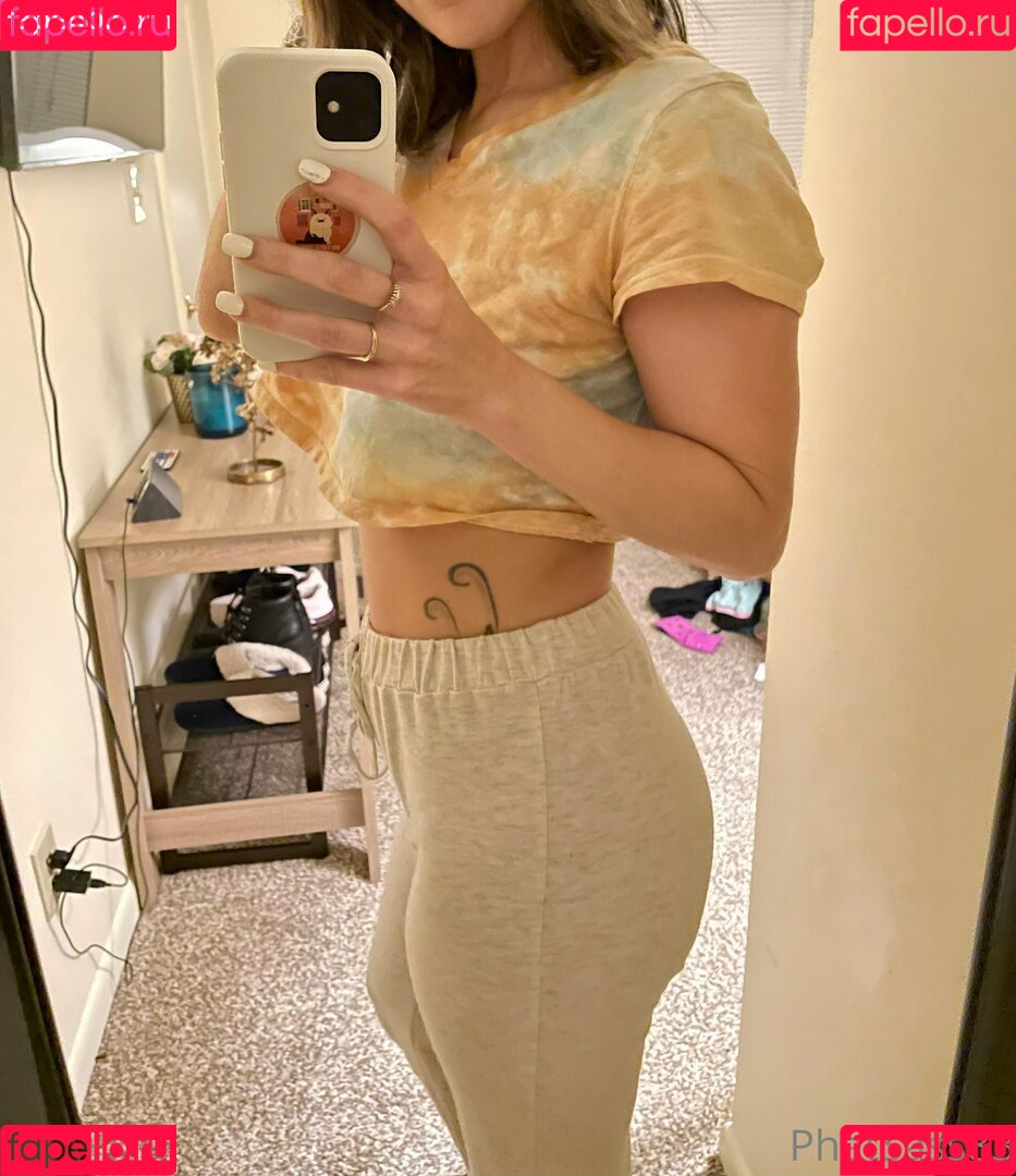 clever.belle5 Onlyfans Photo Gallery 