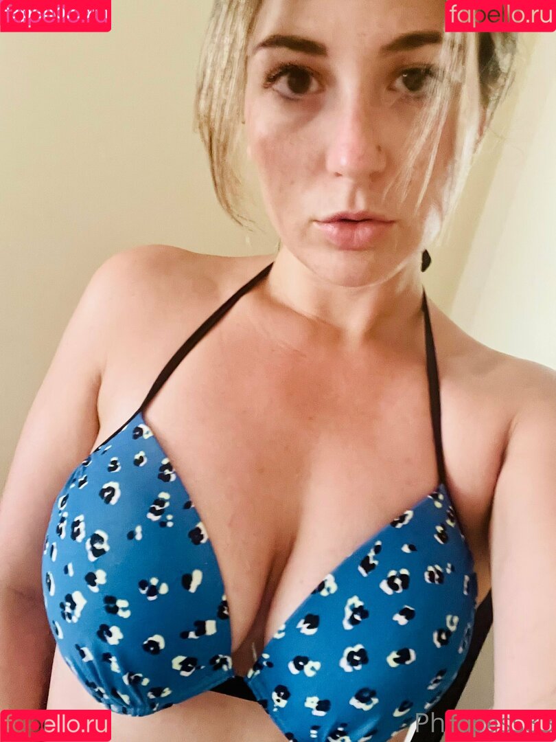 clever.belle5 Onlyfans Photo Gallery 