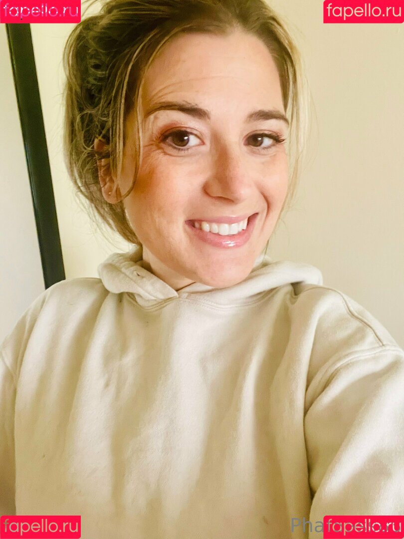 clever.belle5 Onlyfans Photo Gallery 