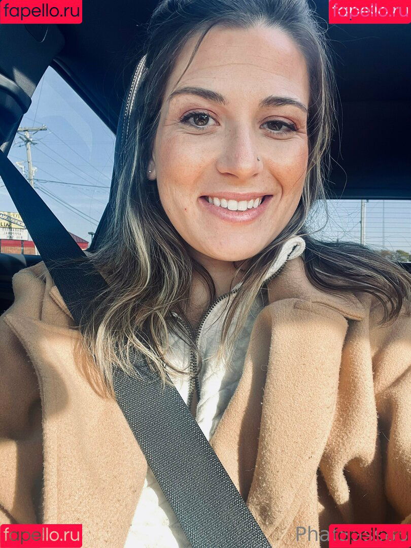 clever.belle5 Onlyfans Photo Gallery 