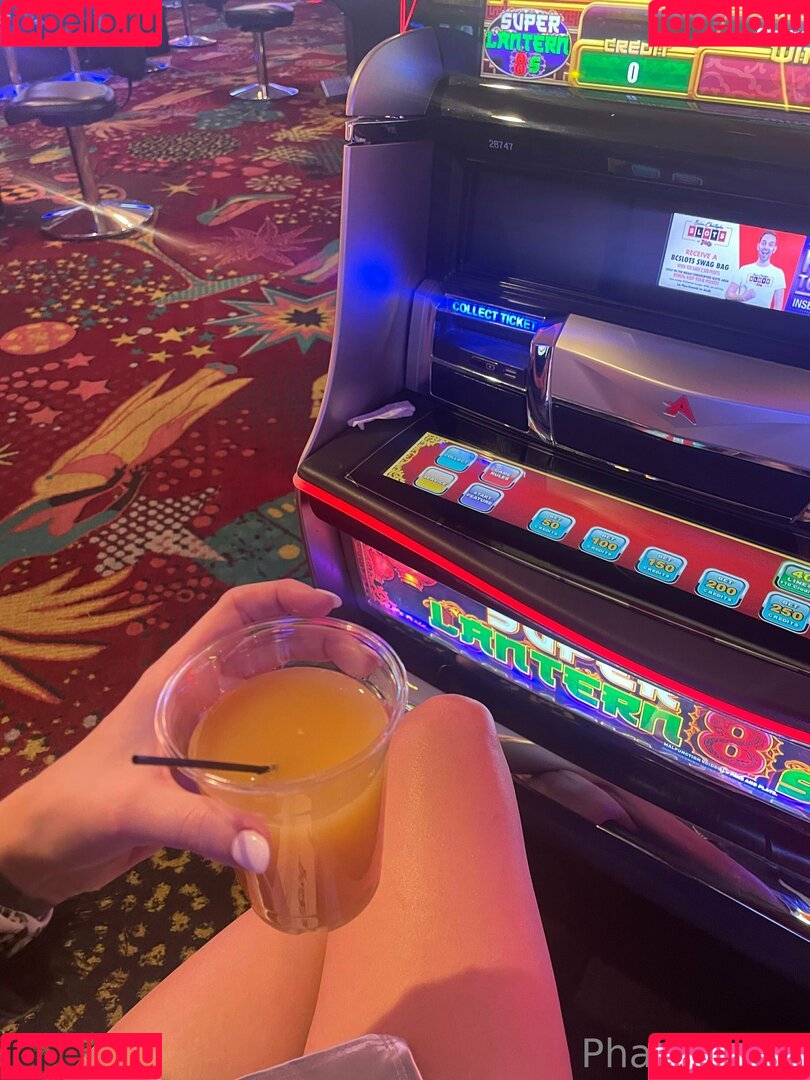 clever.belle5 Onlyfans Photo Gallery 