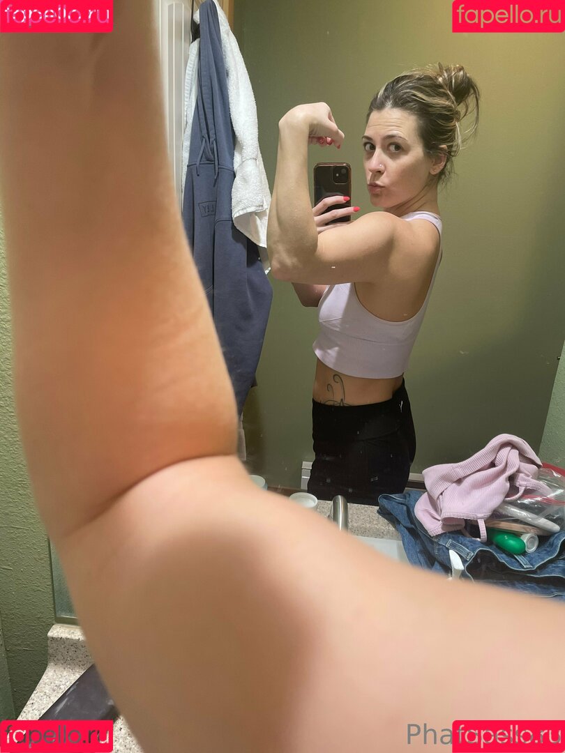 clever.belle5 Onlyfans Photo Gallery 