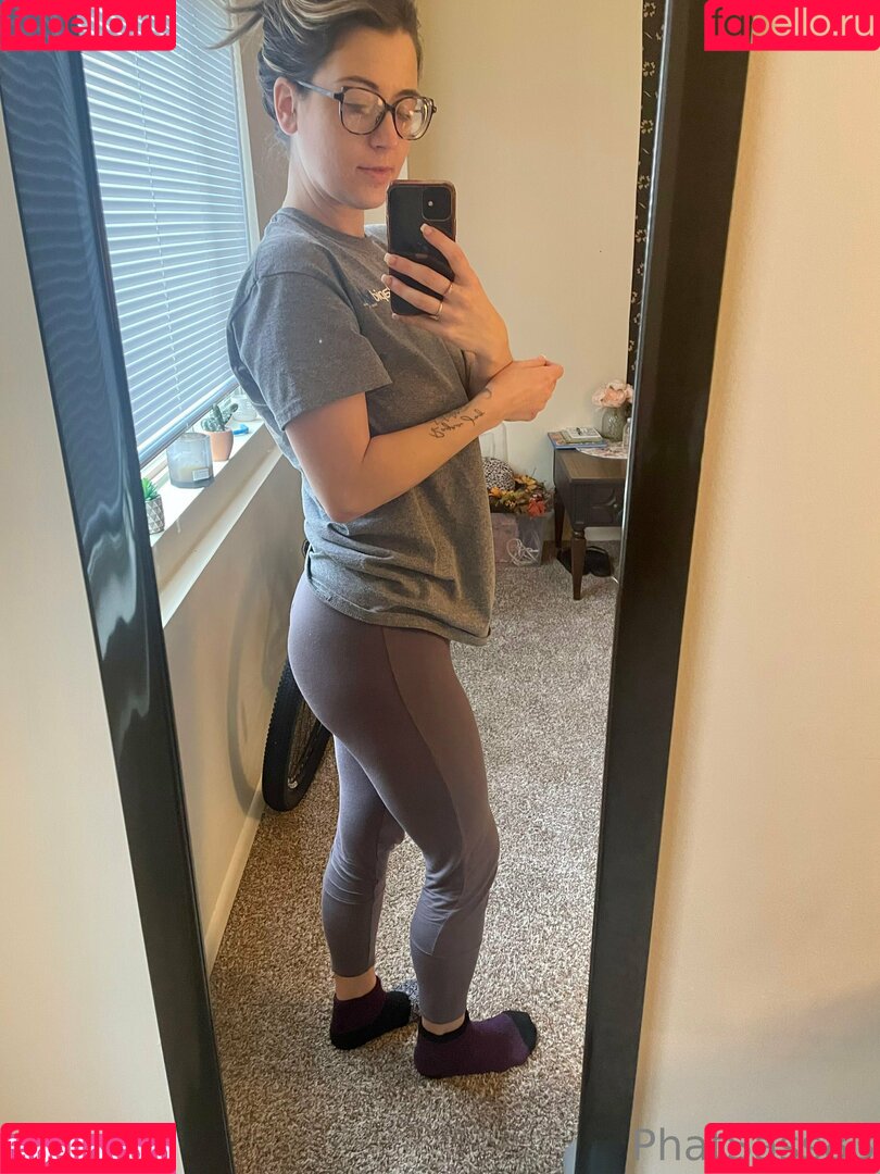 clever.belle5 Onlyfans Photo Gallery 